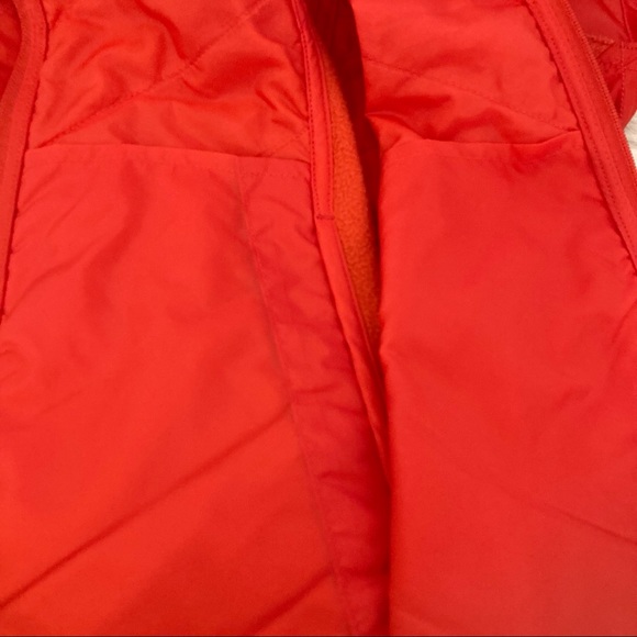 Columbia Vest - Picture 12 of 15